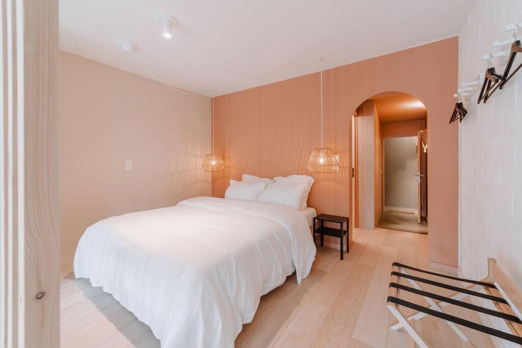 Chimay : La Chambre Doree De La Grand Place Εξωτερικό φωτογραφία