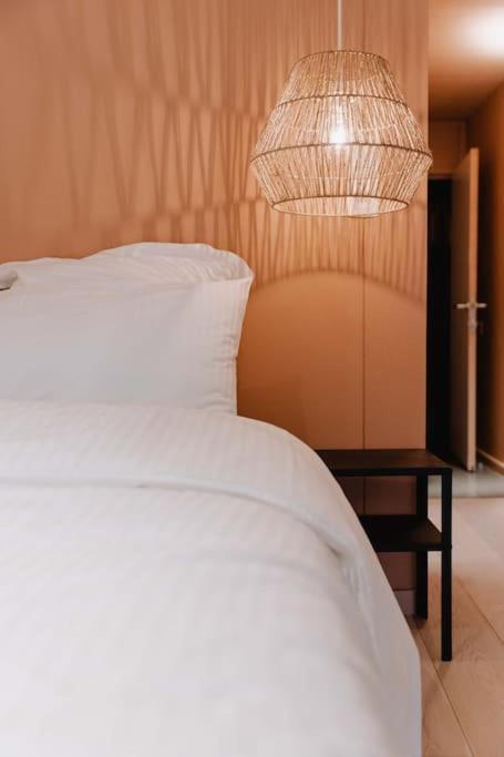 Chimay : La Chambre Doree De La Grand Place Εξωτερικό φωτογραφία